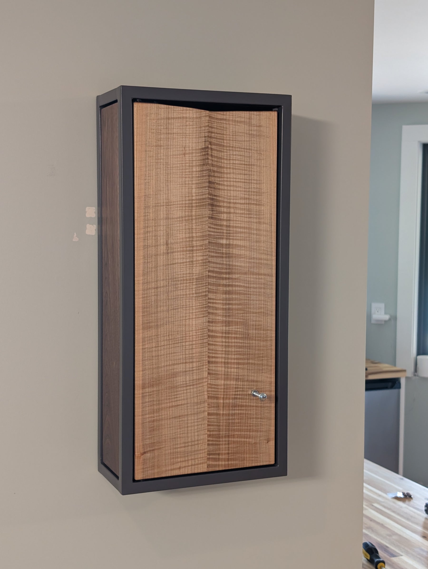 No. 001 — Curly Maple